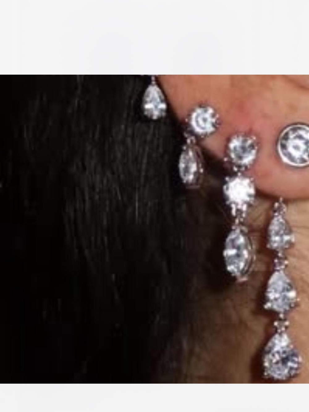 Noa dangle earrings selling 2 sets